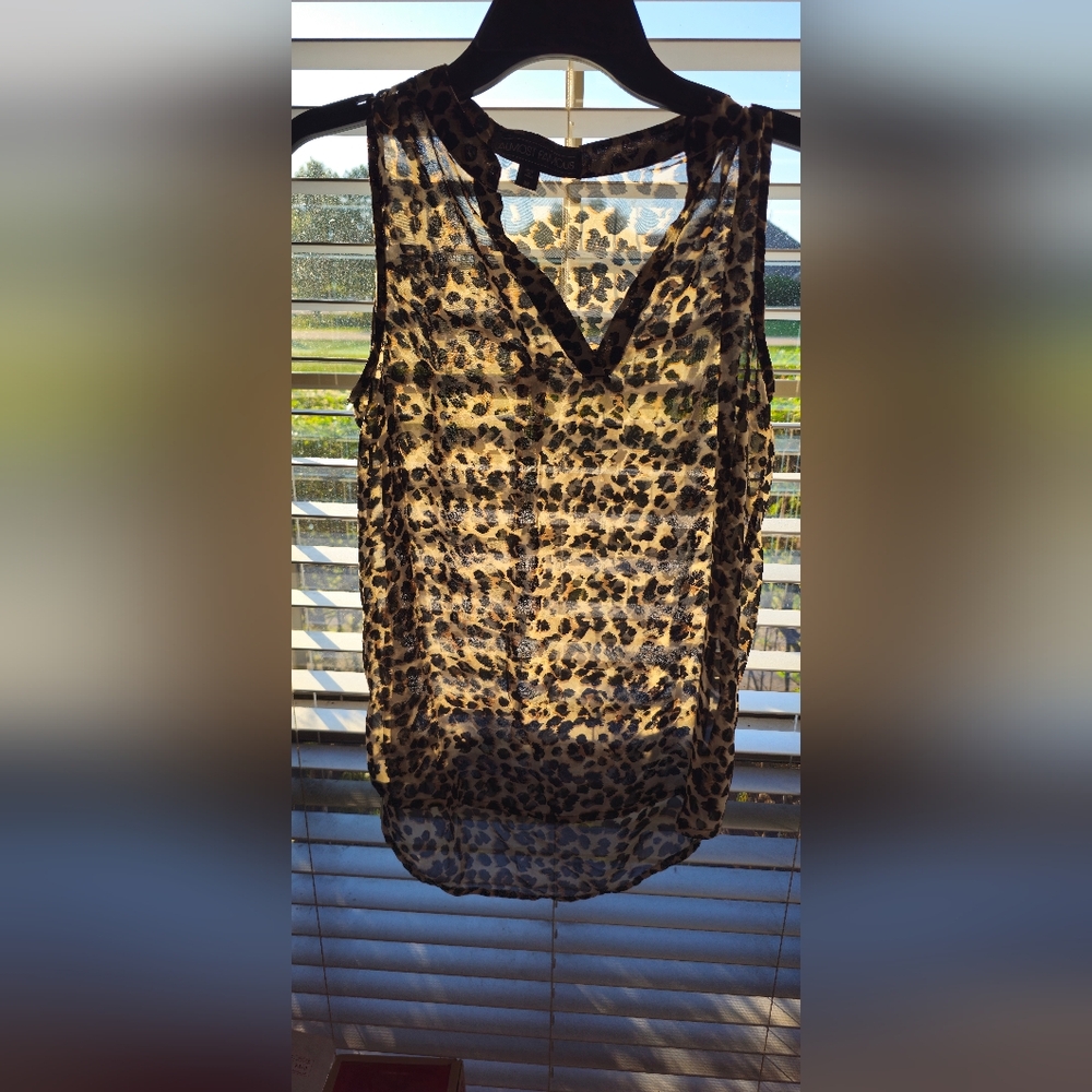 Leopard Print Sleeveless Shirt